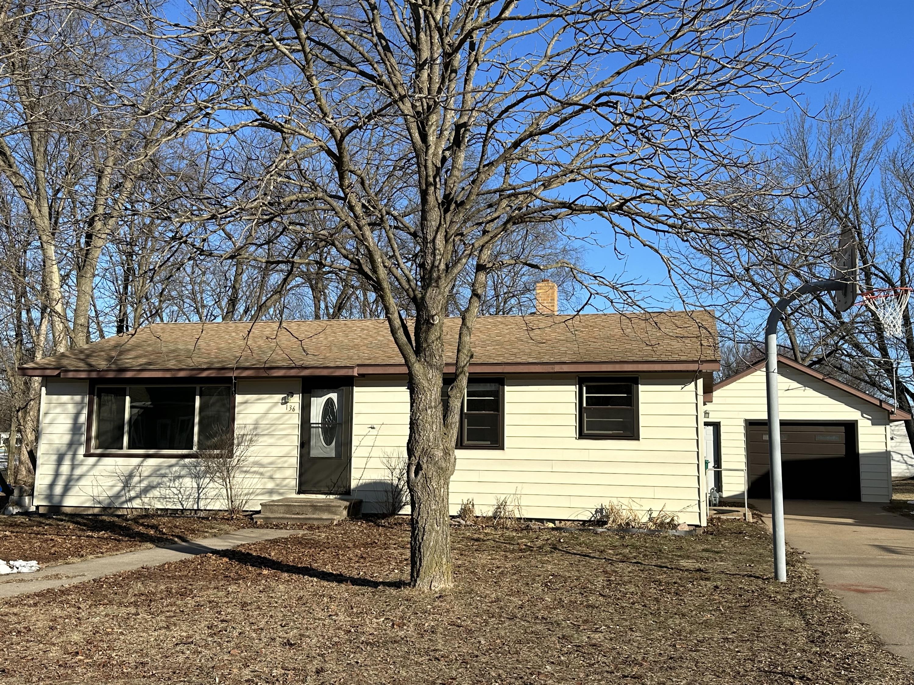 136 Elmwood Lane